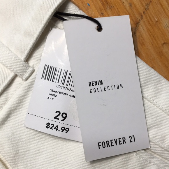 Forever 21 White Denim Shorts With Belt New - Picture 12 of 12